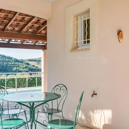 Sunny Getaway Roquebrun